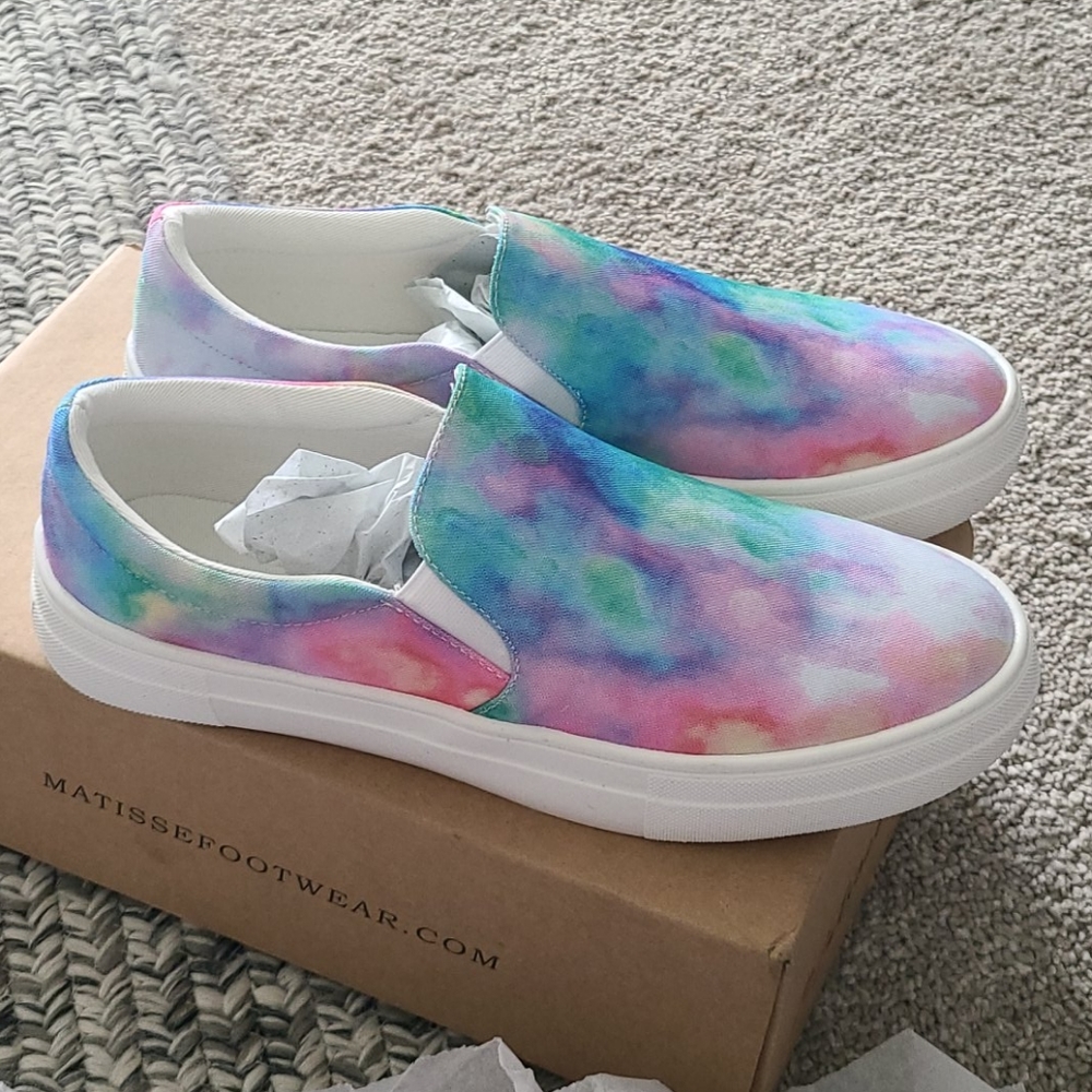 Coconuts by Matisse Harry Slip On Shoe in Tie Dye - Picture 3 of 5